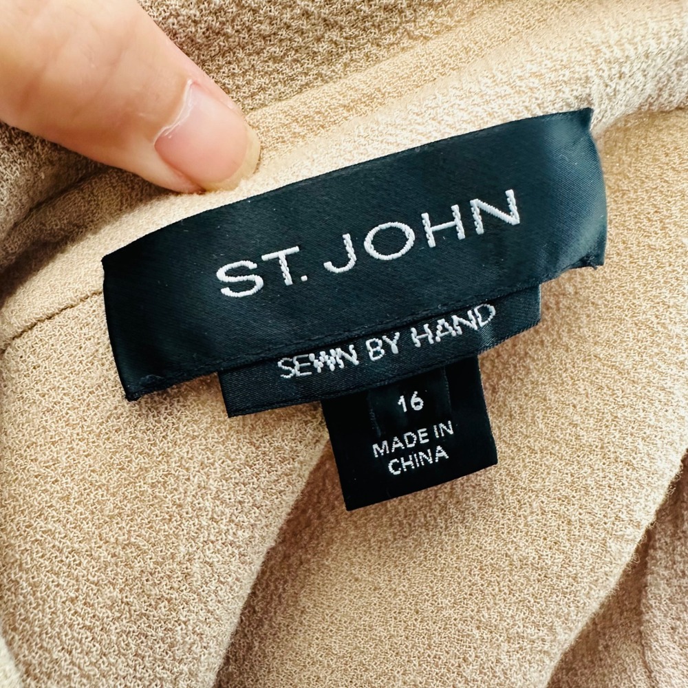 St. John Sewn By Hand Beige Full Zip 100% Wool Cardigan Jacket Lightwt sz 16 - Picture 6 of 9